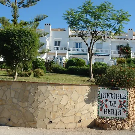 Jardines De 18 Menyber بيت للعطل *
